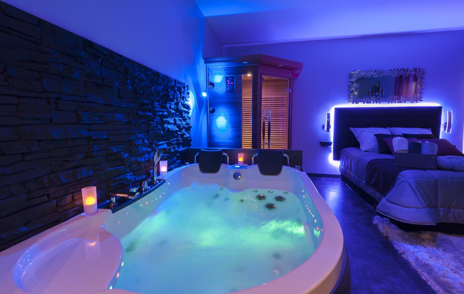 Reve Et Spa Appartement Romantique Avec Jacuzzi Et Sauna Privatifs