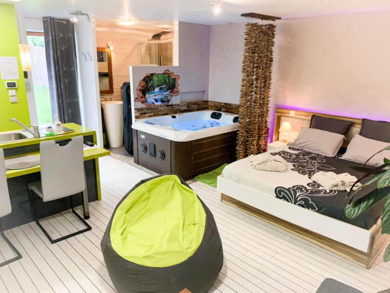 DOMAINE DE LA BESNERIE : LA SUIT’ ZEN
