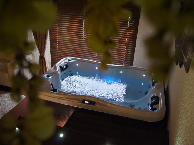 Chambre Avec Jacuzzi Rognac
