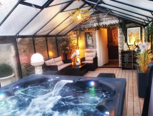 Jacuzzi privatis dans le salon d'hiver Nuances d'Alcôves