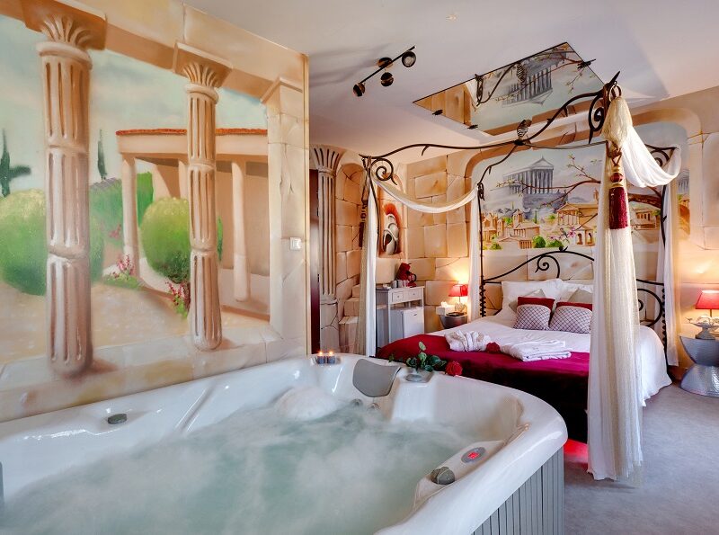 CHAMBRE VENUS AVEC JACUZZI PRIVATIF